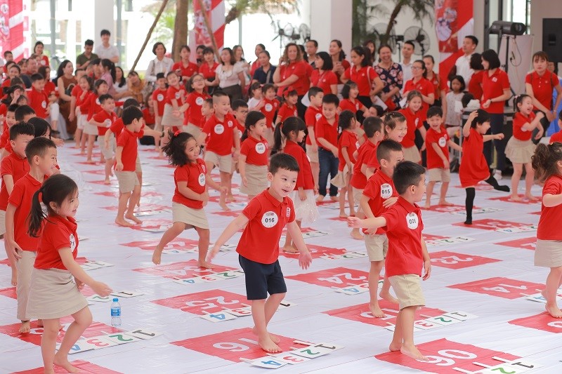 Tại Sunshine Maple Bear các học sinh được tham gia nhiều hoạt động ngoại khóa và trải nghiệm hấp dẫn Tại Sunshine Maple Bear các học sinh được tham gia nhiều hoạt động ngoại khóa và trải nghiệm hấp dẫn