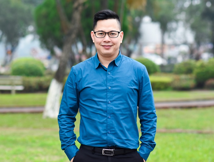 Ass. Prof. PhD. Tran Thanh Nam is also known as a speaker who is active at contributing ideas and social criticism in the field of education and mental health care for children and the community.